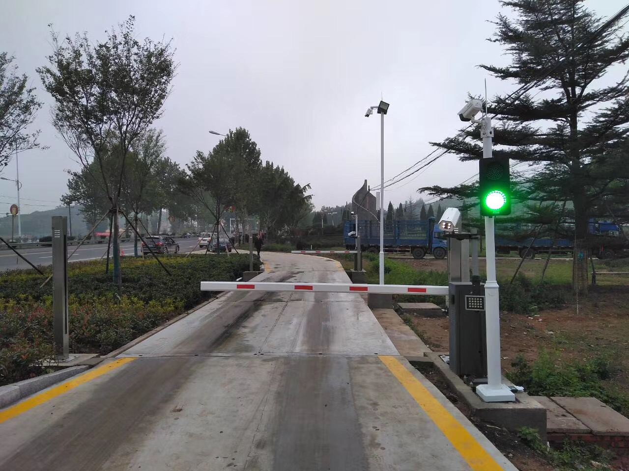 无人值守汽车衡 (7).jpg